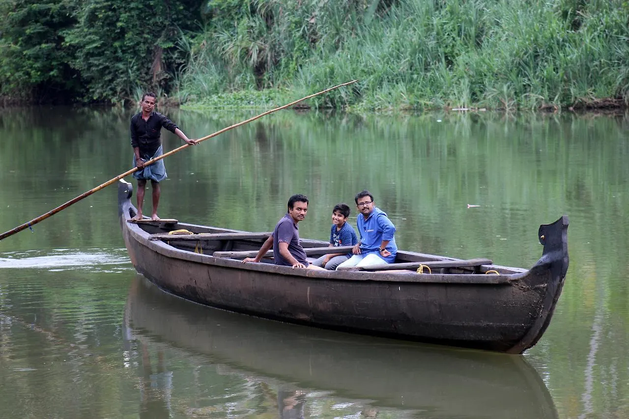 Urakam Neelambari Resorts הודו